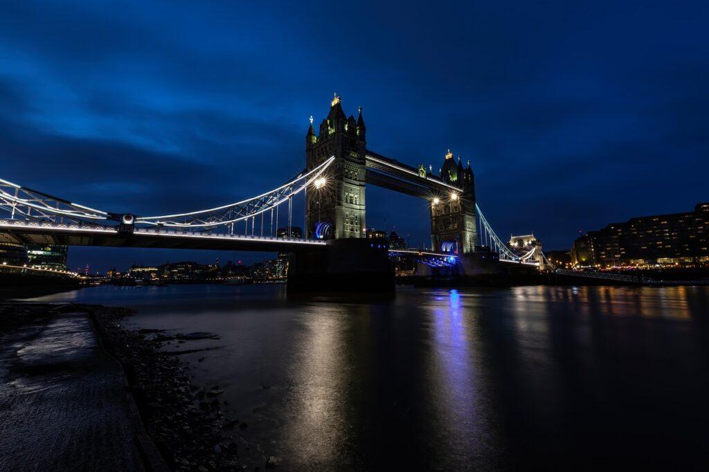tower bridge, river, london-5762070.jpg